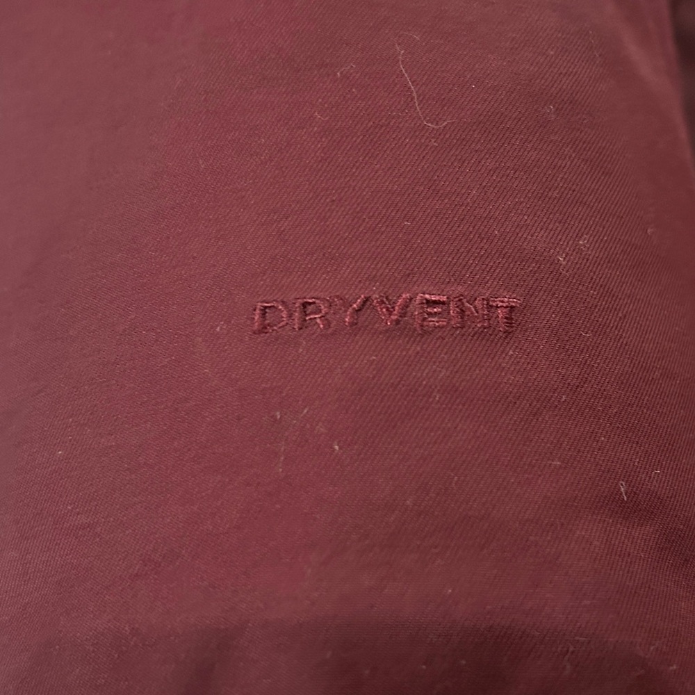 Burgundy Dryvent Northface winter coat size large - Picture 4 of 8